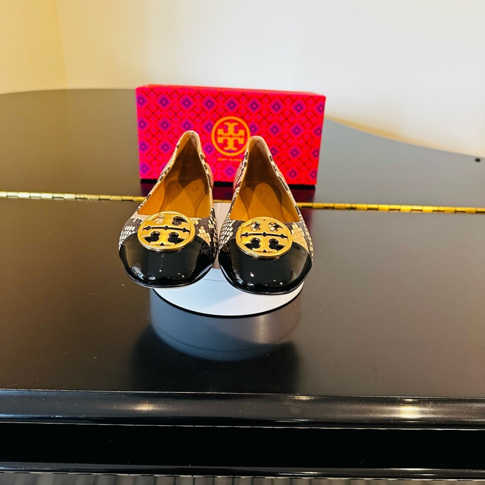 TORY BURCH AUTHENTIC LUXURY CLASSIC PREPPY ICONIC CHELSEA CAP TOE BALLET SHOES - Picture 7 of 17